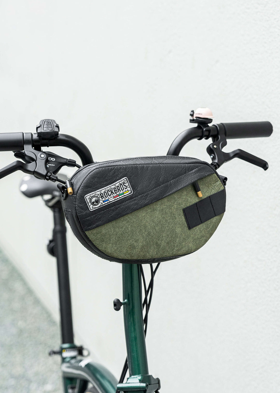 Eco-Friendly Bike Handlebar Bag 2.5L Tyvek Recycled Tire ROAD TO SKY