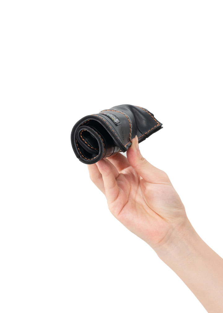 Eco-Friendly Bike Wallet 0.7L – Tyvek and Recycled Tire ROAD TO SKY
