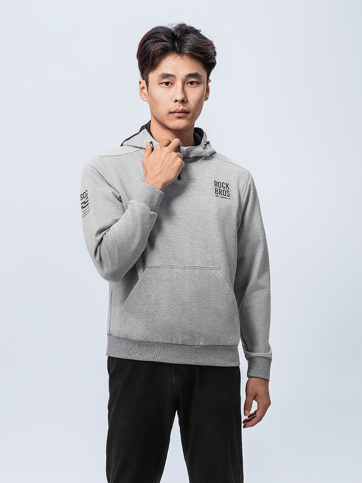 Road_To_Sky_Cycling_Hoodie_Unisex_ROCKBROS_Man_trying