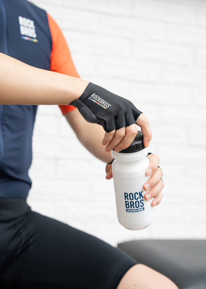 Shock-Absorbing Fingerless Cycling Gloves